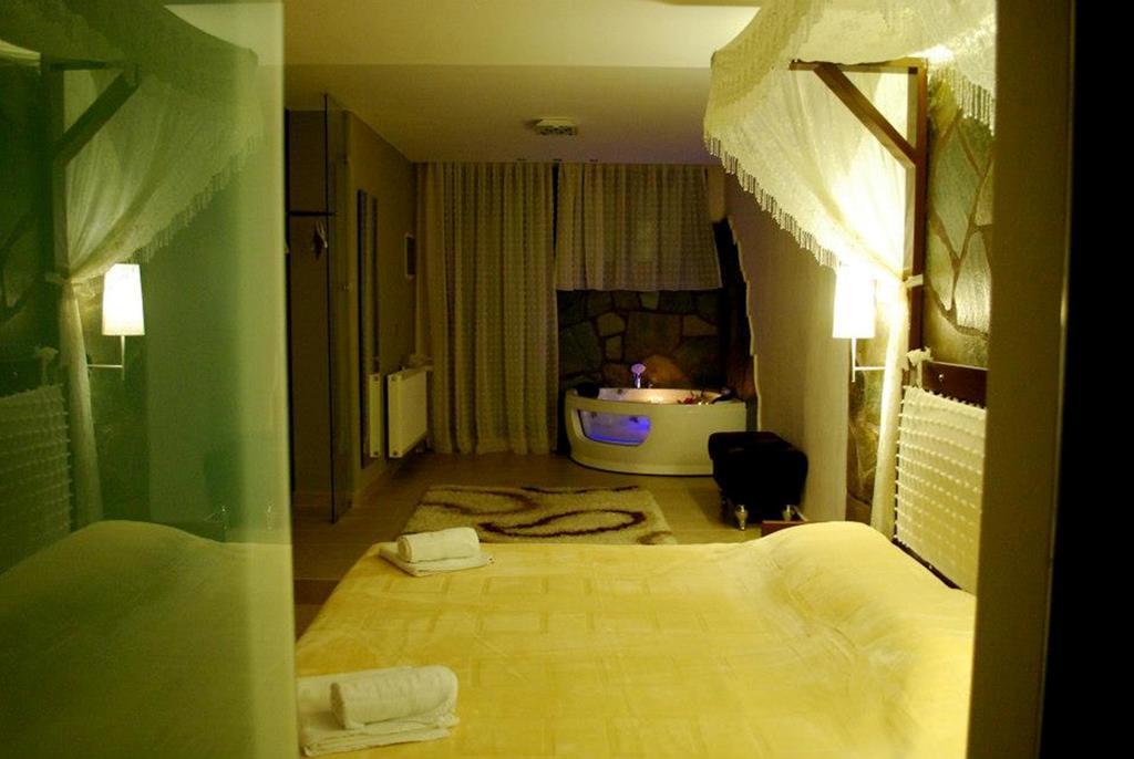 Hotel Konaki Arnaía Esterno foto